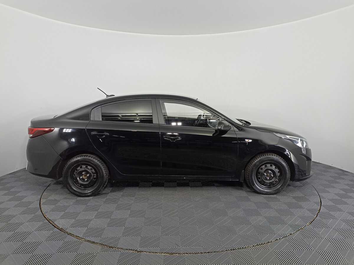 Kia Rio 2021 года с пробегом. Фото: #3