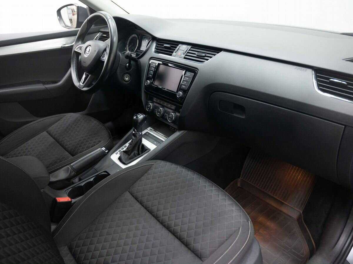 Skoda Octavia 2016 года с пробегом. Фото: #10
