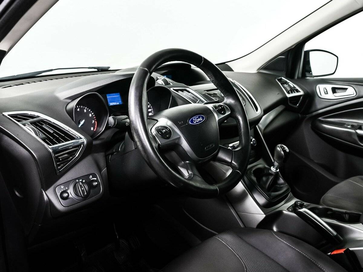 Ford Kuga 2013 года с пробегом. Фото: #11