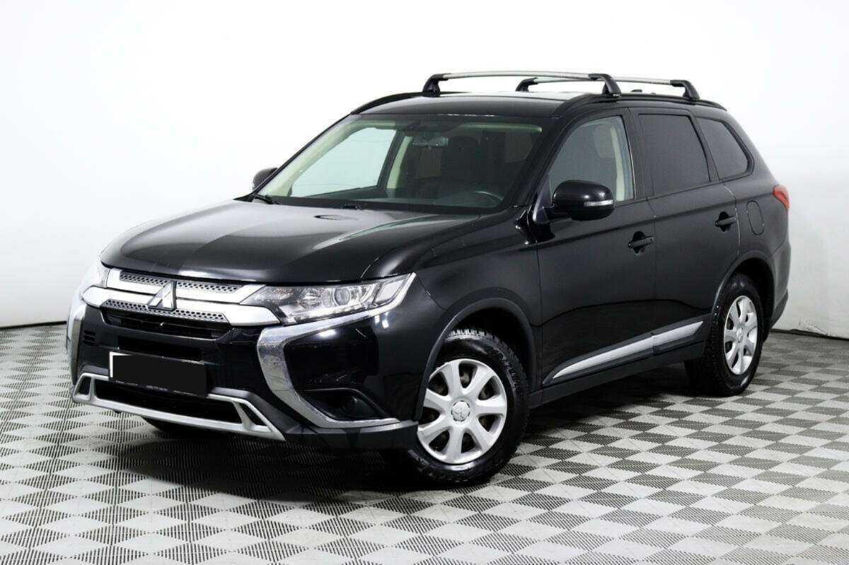 Mitsubishi Outlander 2018 года с пробегом. Фото: #0