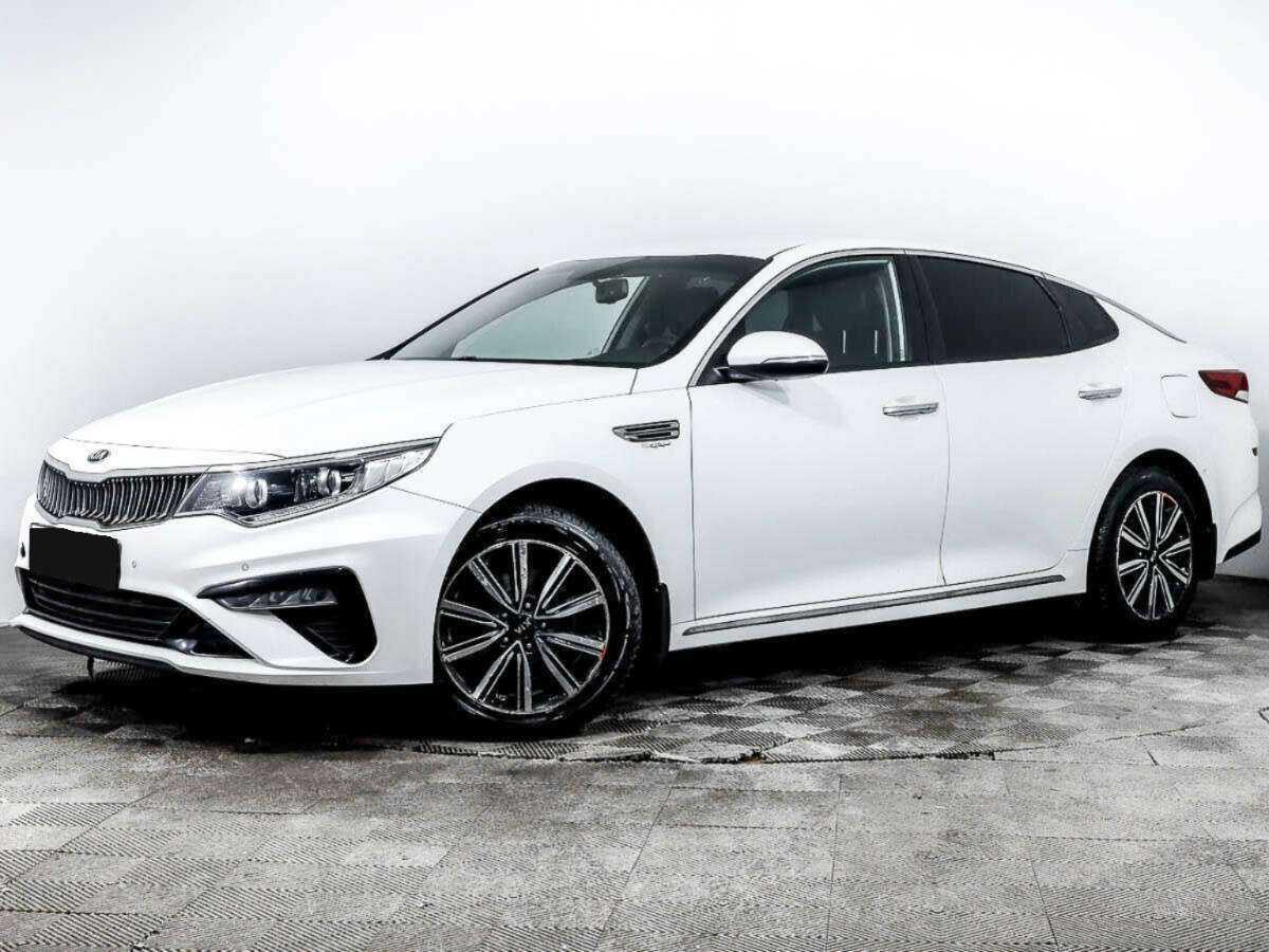 Kia Optima 2018 года с пробегом. Посмотреть фото