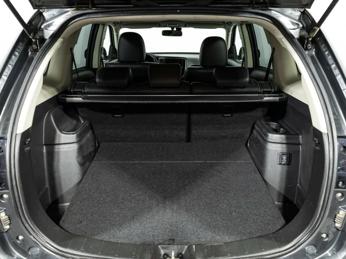 Mitsubishi Outlander 2017 года с пробегом. Фото: #16