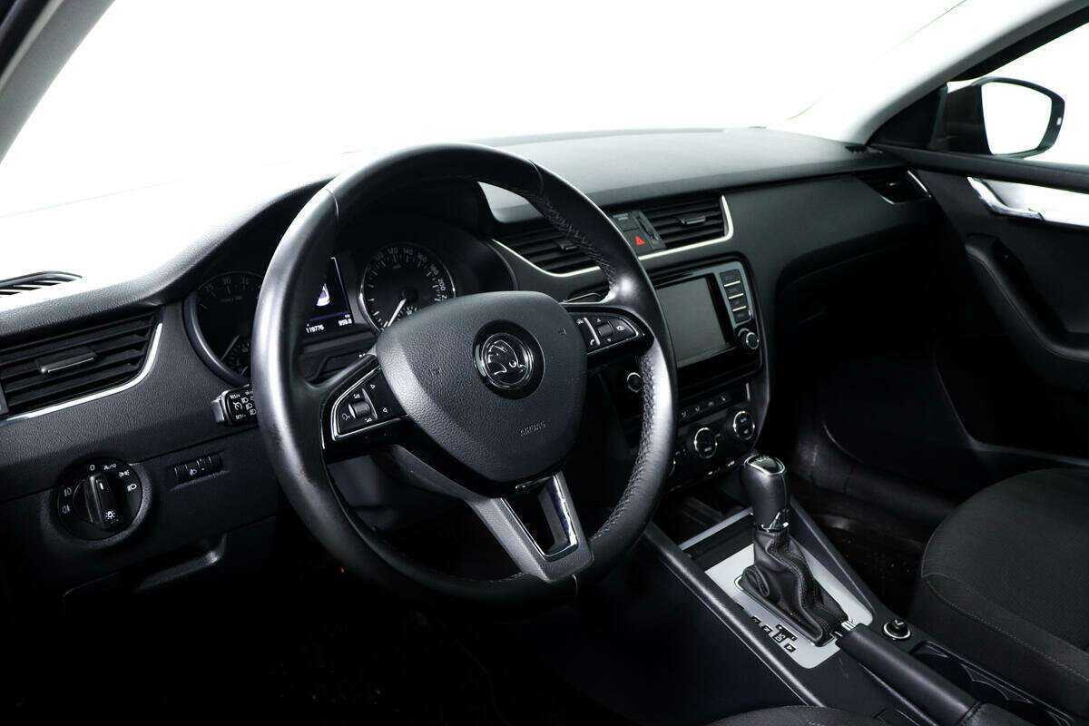 Skoda Octavia 2015 года с пробегом. Фото: #12