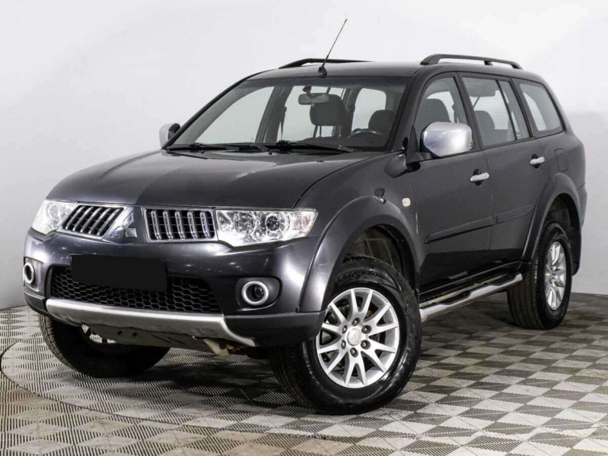 Mitsubishi Pajero Sport 2012 года с пробегом. Посмотреть фото