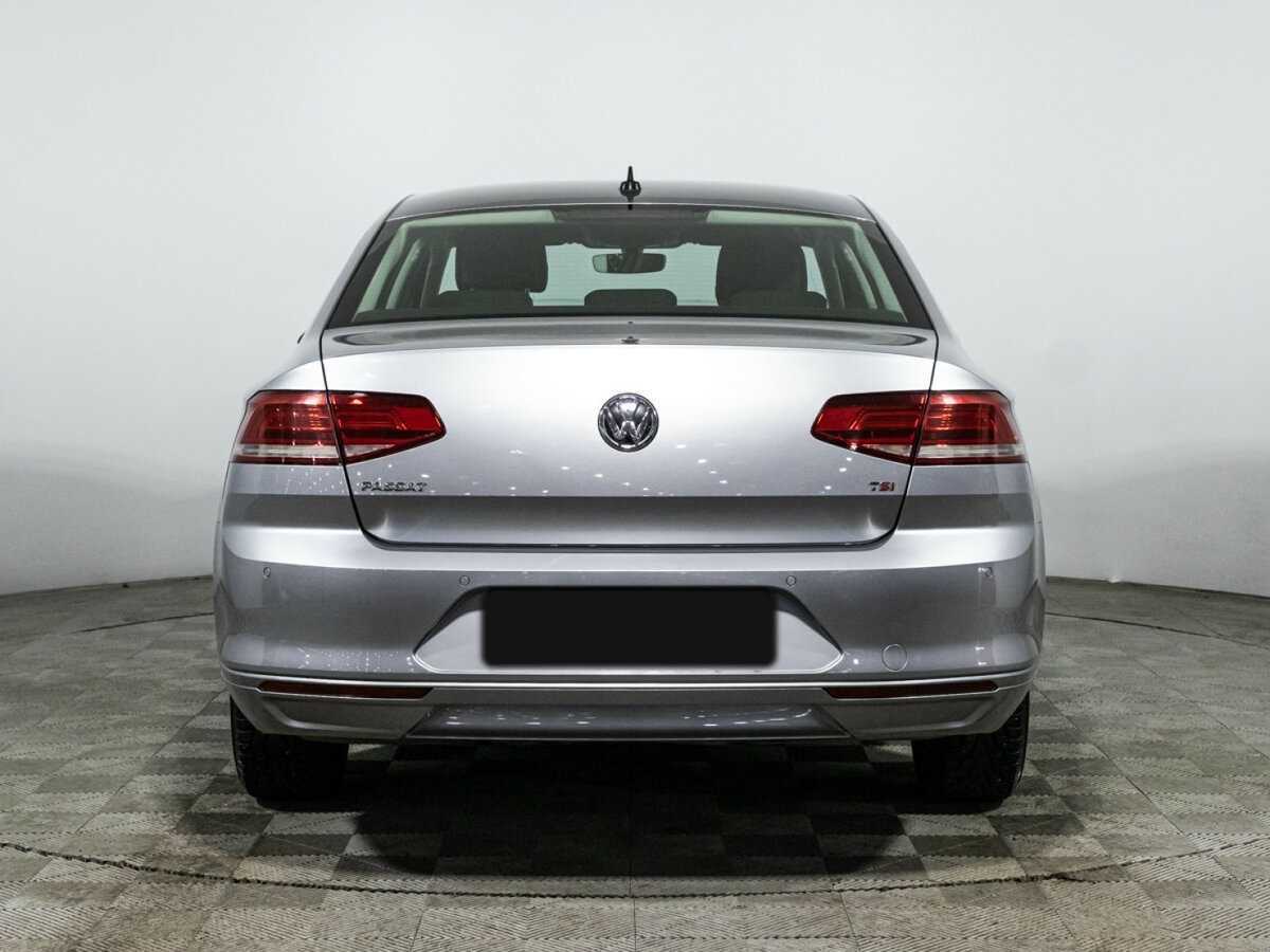 Volkswagen Passat 2017 года с пробегом. Фото: #5
