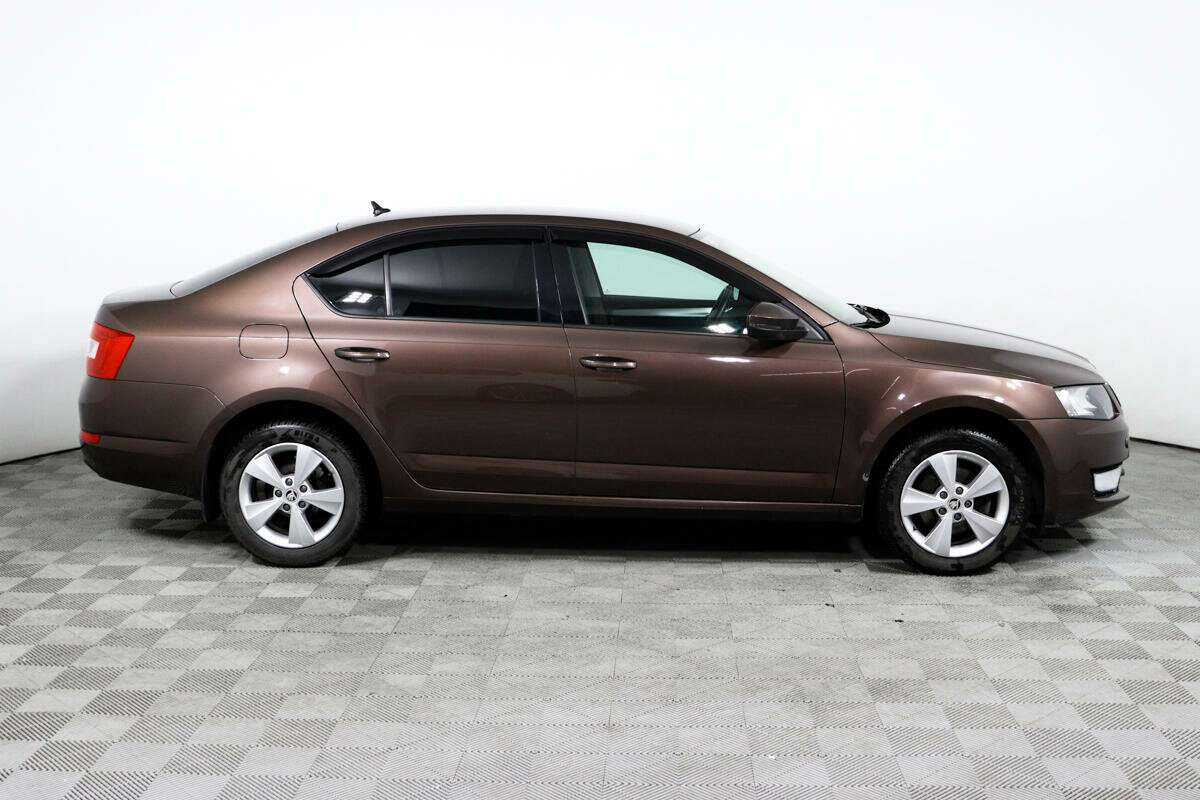 Skoda Octavia 2015 года с пробегом. Фото: #3