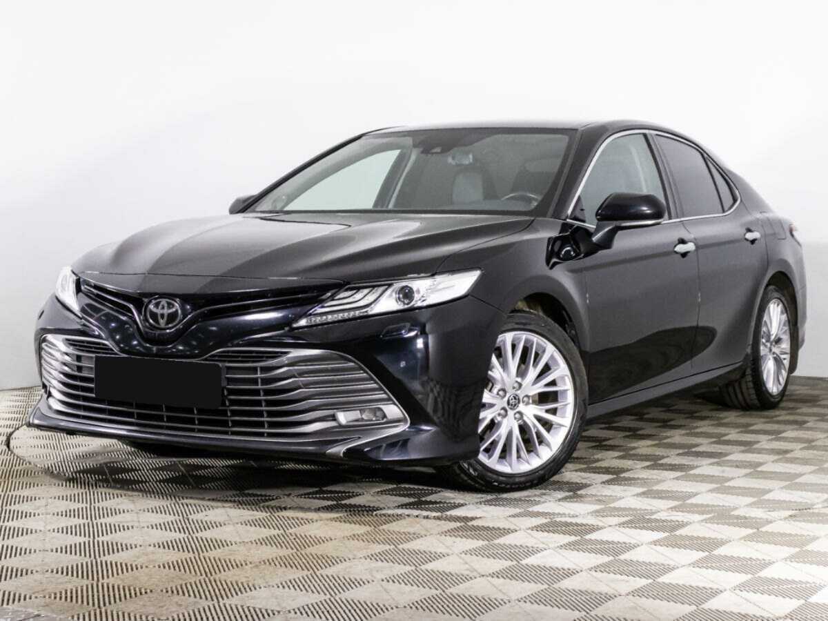 Toyota Camry 2018 года с пробегом. Посмотреть фото
