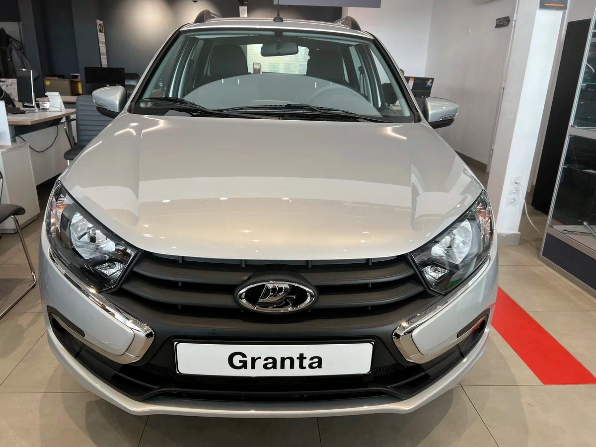 Lada Granta Универсал купить по цене от 720 000 рублей