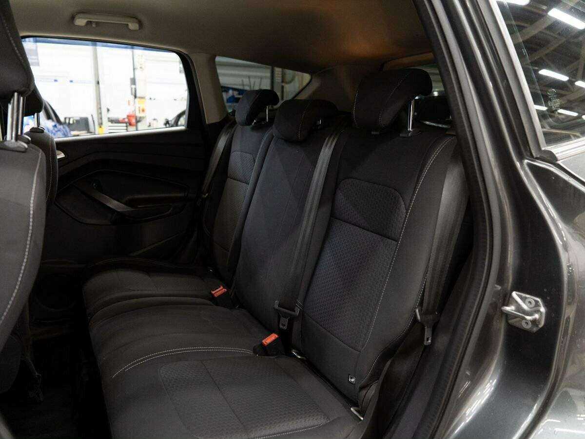 Б/У Форд Куга 2017 года. Фото: #6