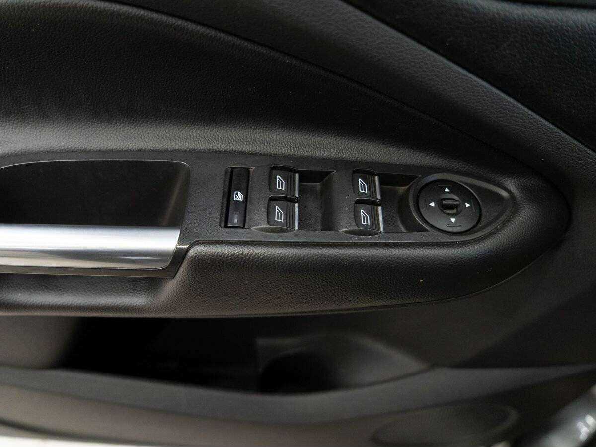 Б/У Форд Куга 2017 года. Фото: #13