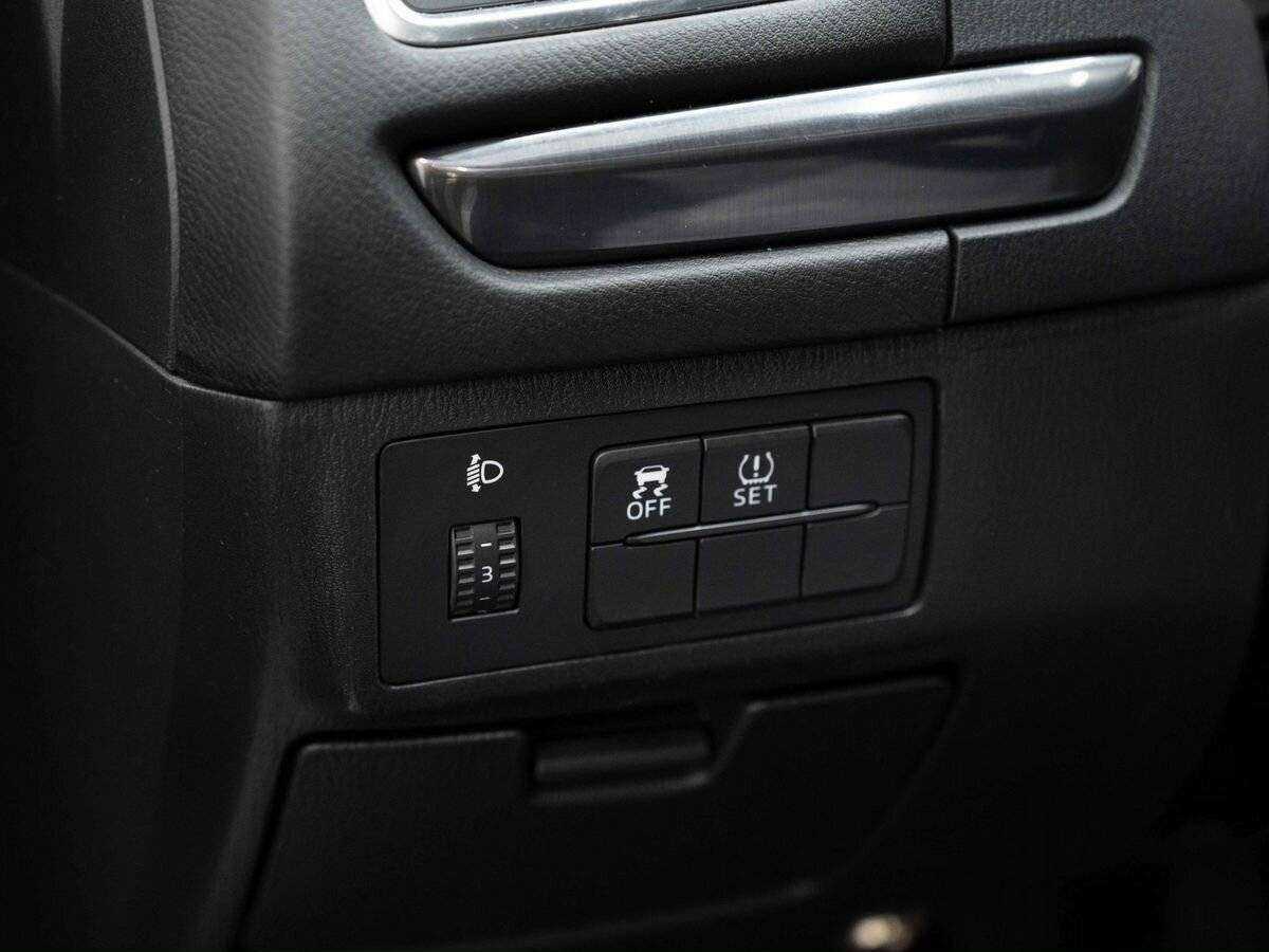 Б/У Мазда 6 2012 года. Фото: #18