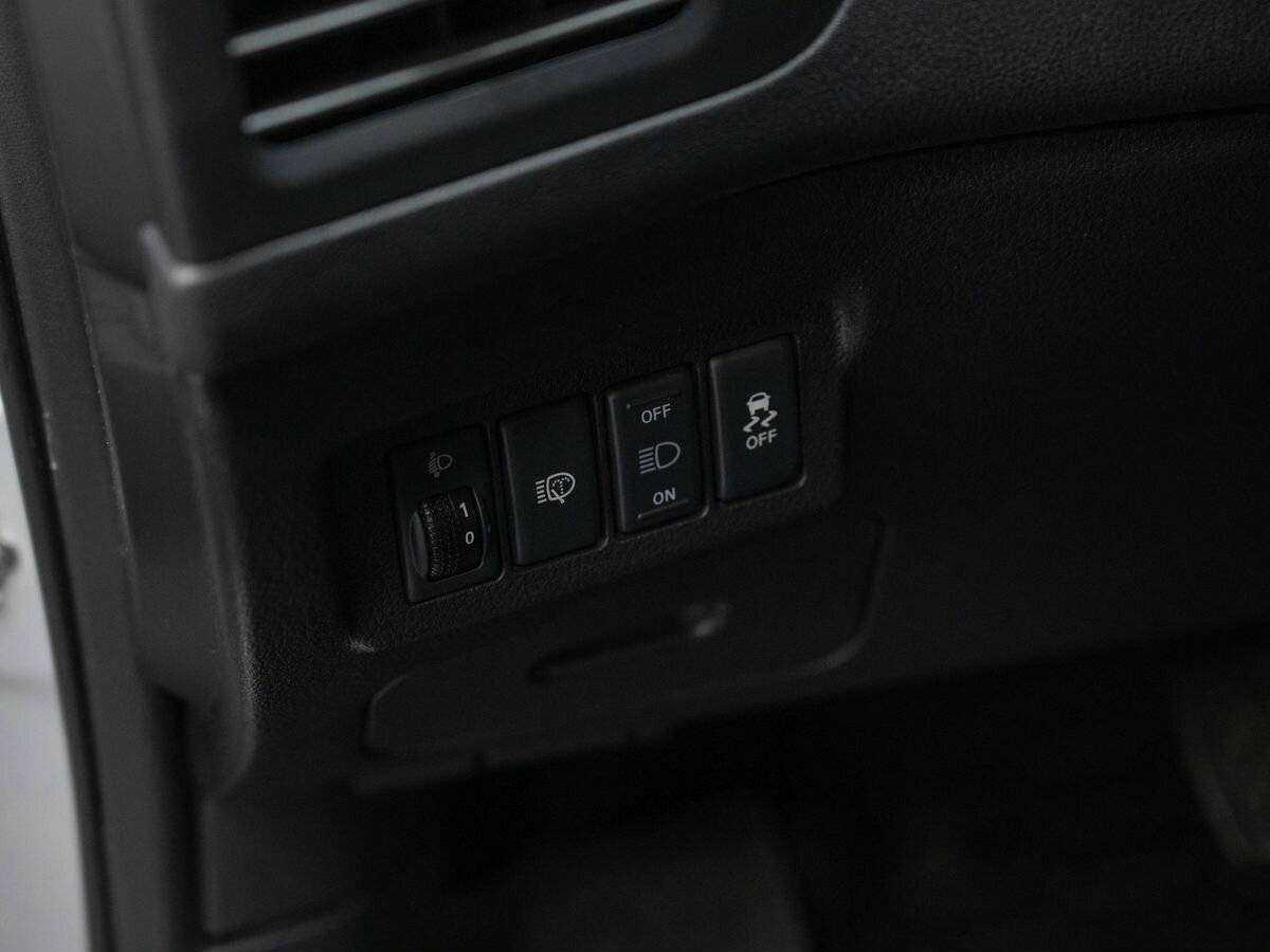 Б/У Ниссан Икс-Трейл 2014 года. Фото: #18