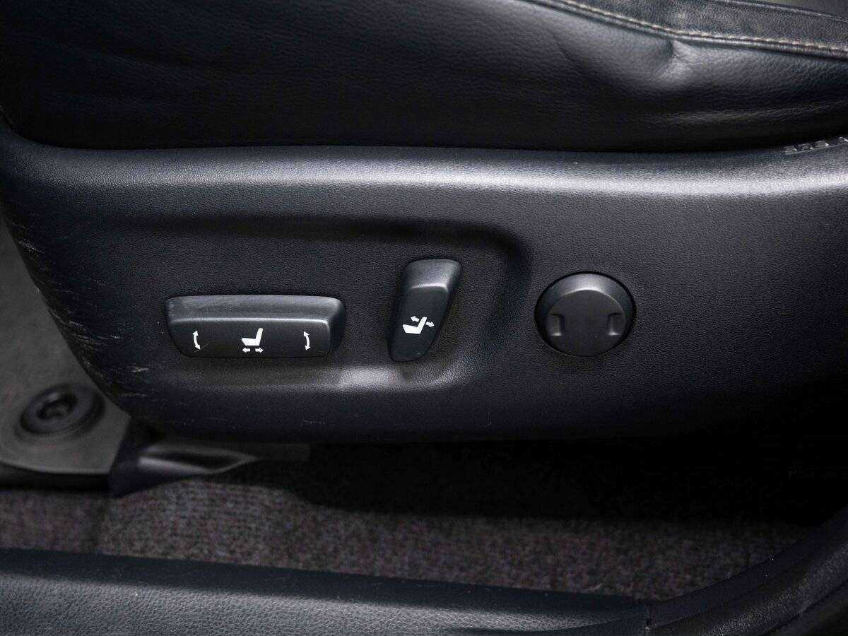 Б/У Тойота Рав4 2014 года. Фото: #19