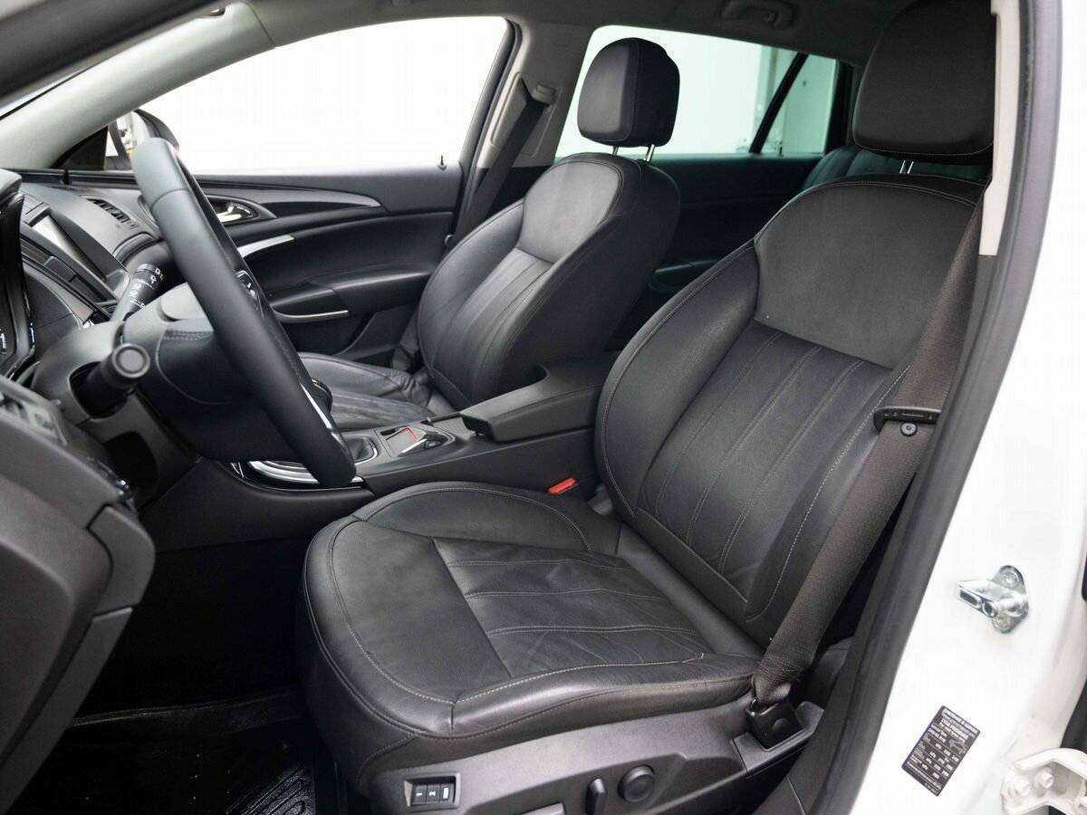 Б/У Опель Инсигния 2013 года. Фото: #10