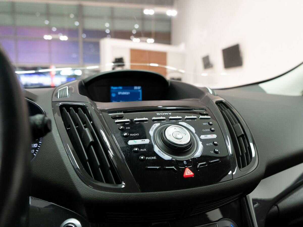 Б/У Форд Куга 2016 года. Фото: #11