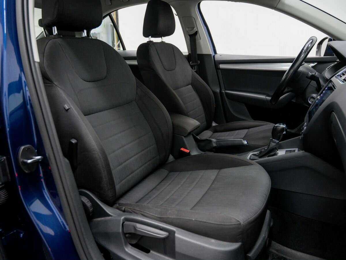 Б/У Шкода Октавия 2015 года. Фото: #7