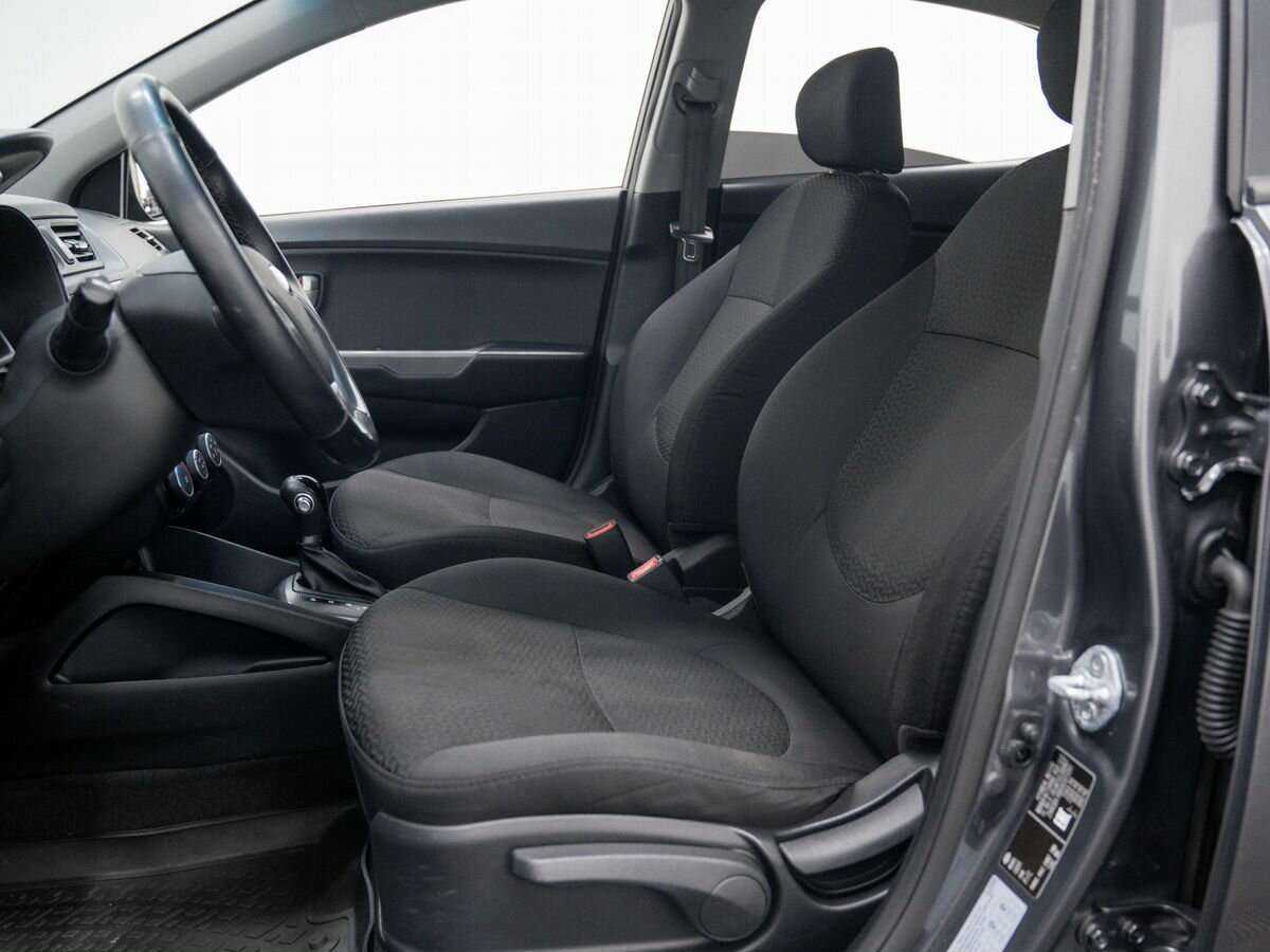 Б/У Киа Рио 2015 года. Фото: #16