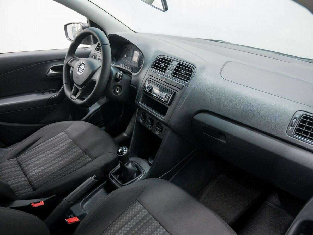 Б/У Фольксваген Поло 2020 года. Фото: #6