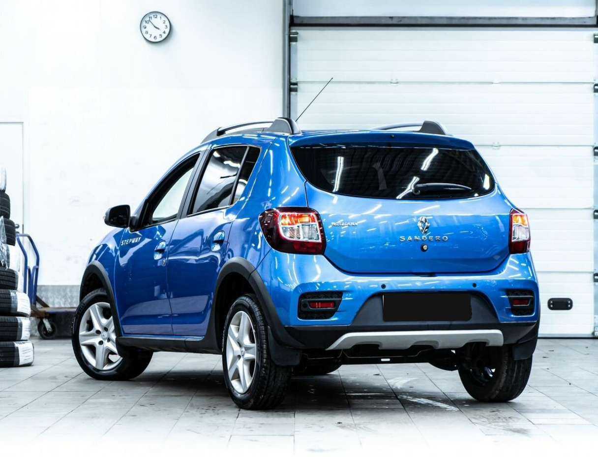 Б/У Рено Сандеро 2018 года. Фото: #3