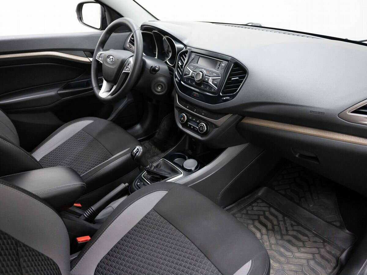 Б/У Лада (ВАЗ) Веста 2018 года. Фото: #12