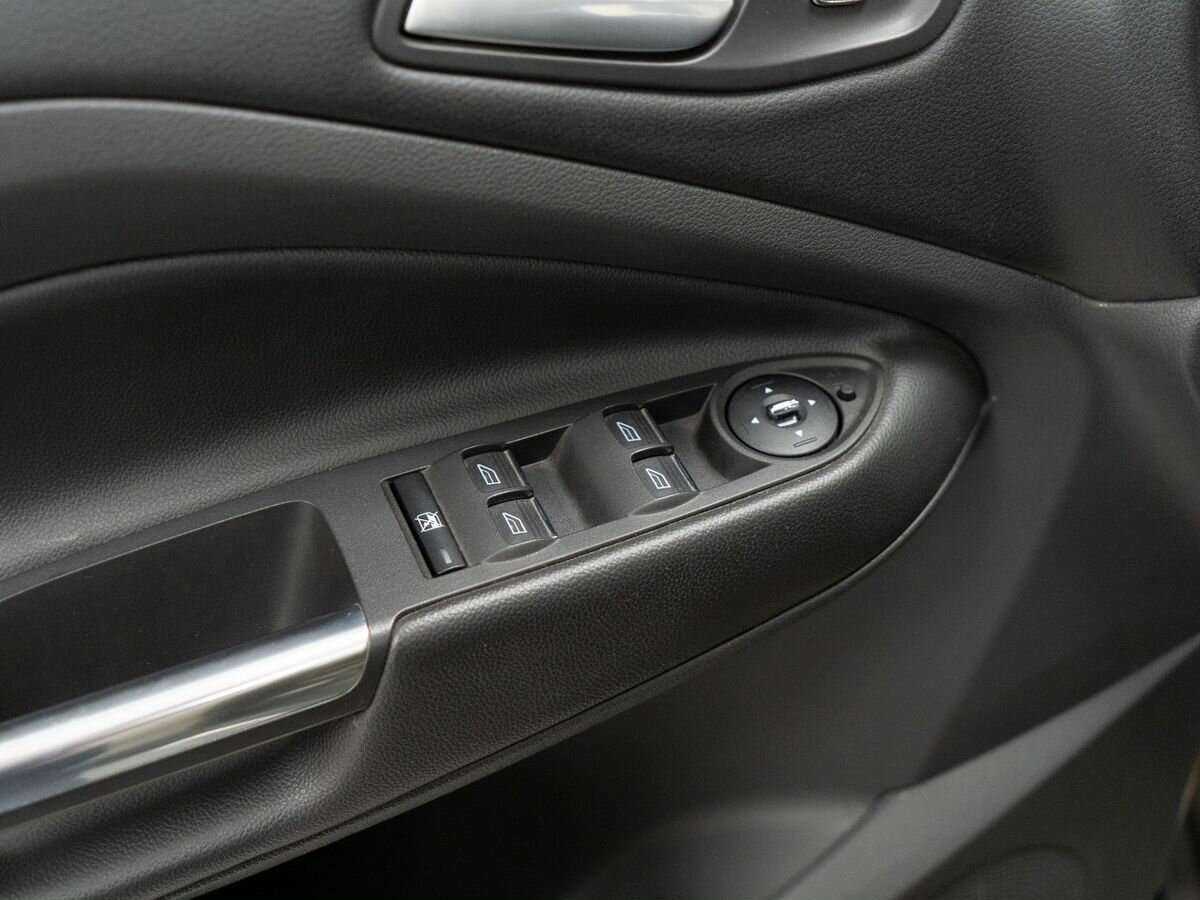 Б/У Форд Куга 2014 года. Фото: #11