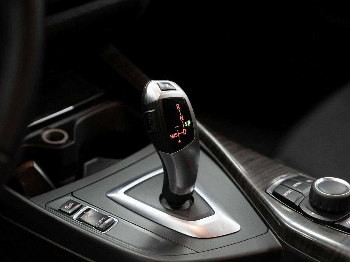 BMW 1 серии 2012 года с пробегом. Фото: #10