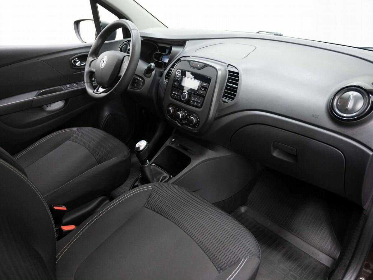 Б/У Рено Каптюр 2020 года. Фото: #10