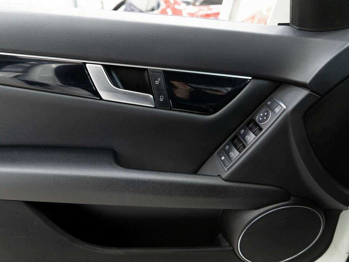 Mercedes-Benz C-Класс 2012 года с пробегом. Фото: #14