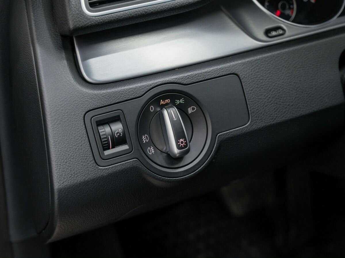 Б/У Фольксваген Пассат ЦЦ 2012 года. Фото: #15