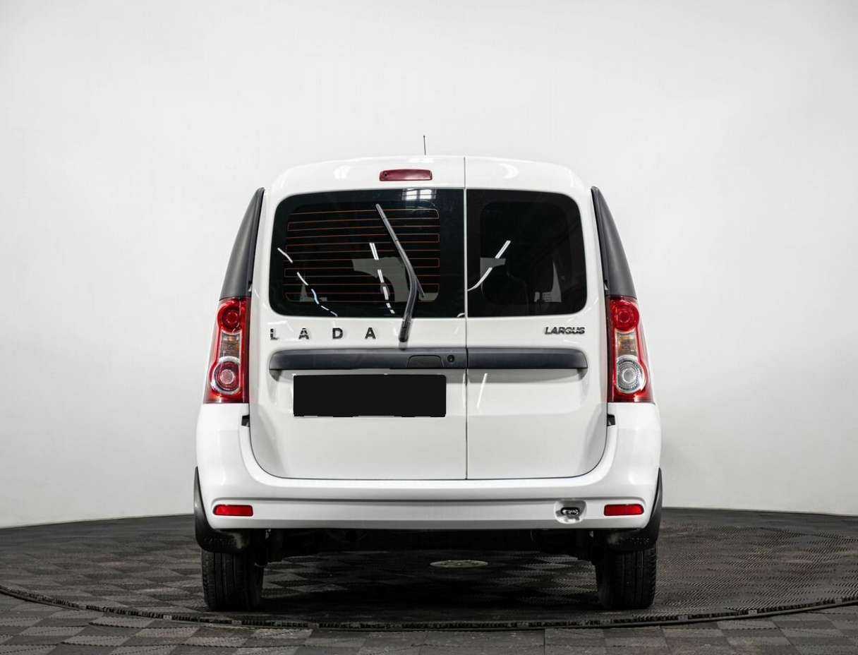 Б/У Лада (ВАЗ) Ларгус 2021 года. Фото: #4