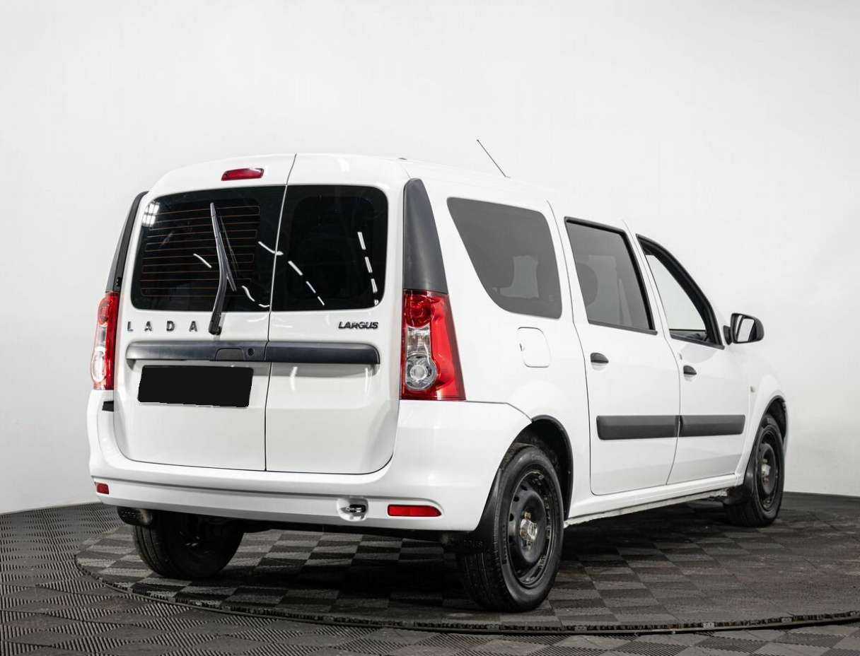 Б/У Лада (ВАЗ) Ларгус 2021 года. Фото: #5