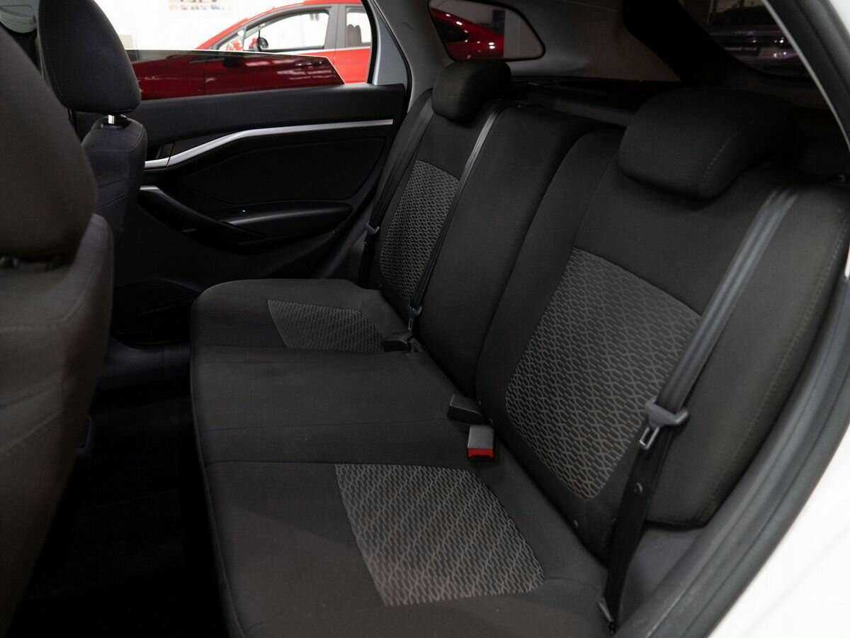 Б/У Лада (ВАЗ) Веста 2019 года. Фото: #6