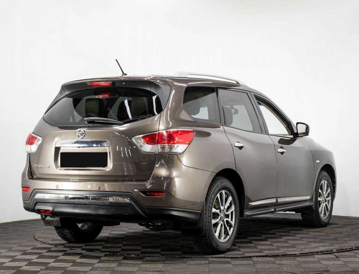 Б/У Ниссан Патфайндер 2014 года. Фото: #5