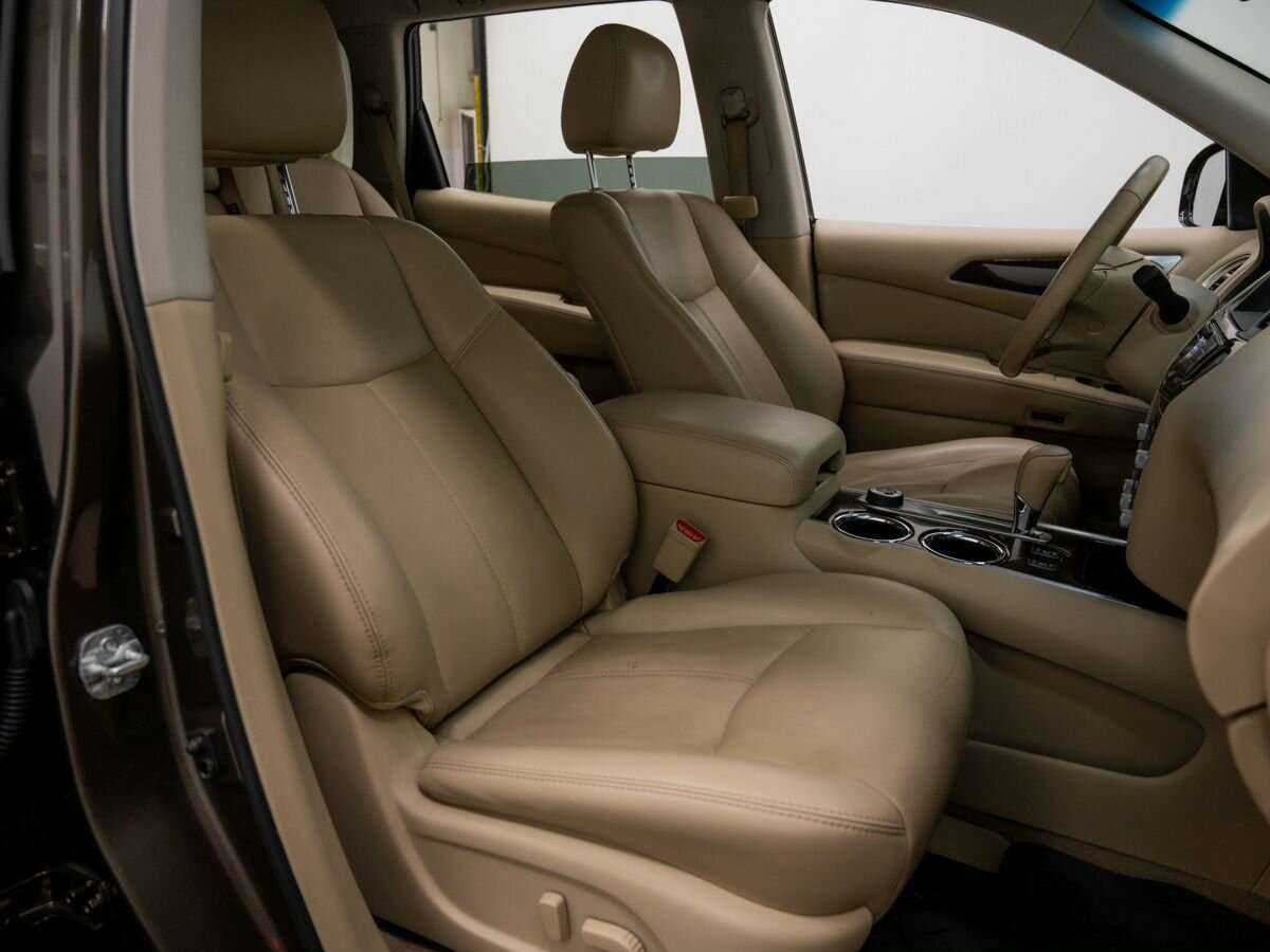 Б/У Ниссан Патфайндер 2014 года. Фото: #7