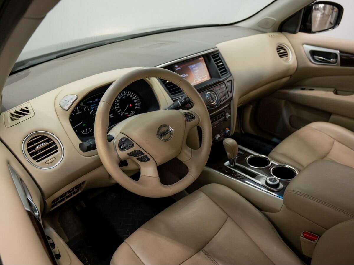 Б/У Ниссан Патфайндер 2014 года. Фото: #16