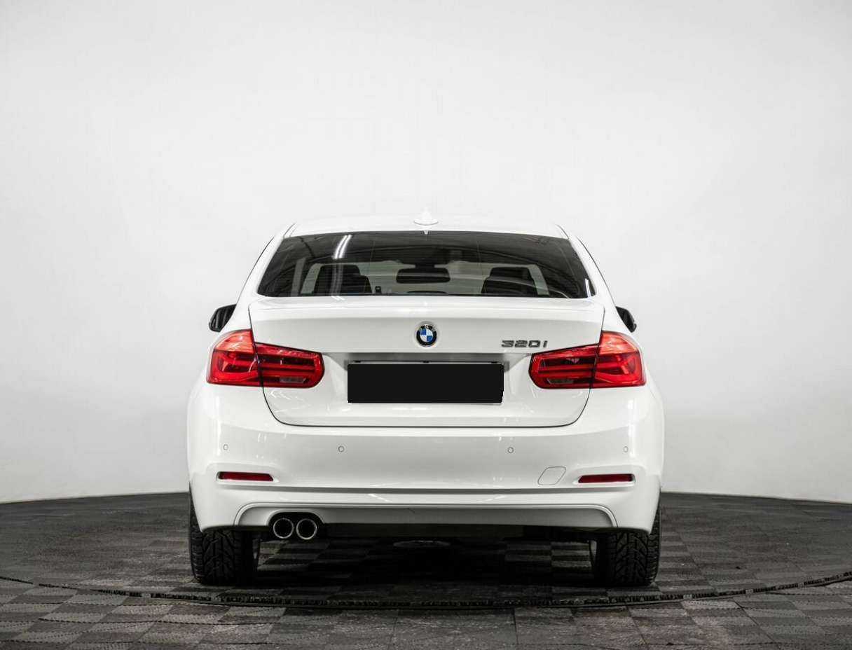 BMW 3 серии 2015 года с пробегом. Фото: #4