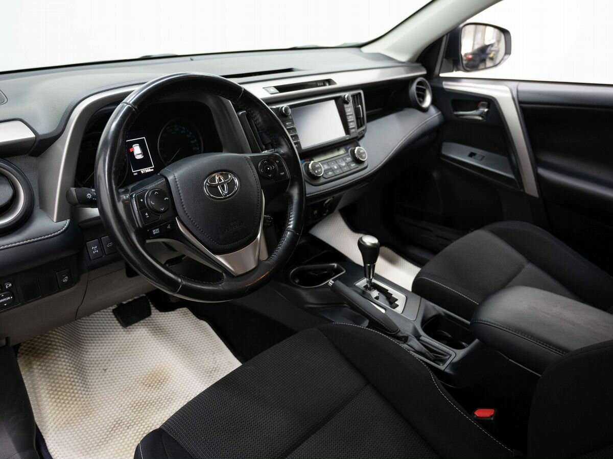 Toyota RAV4 2019 года с пробегом. Фото: #5