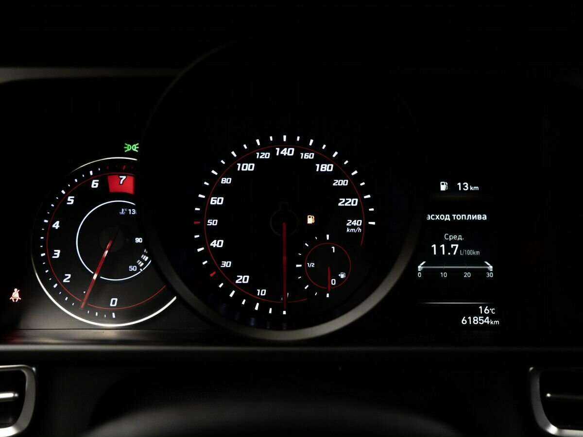 Hyundai Elantra 2021 года с пробегом. Фото: #11