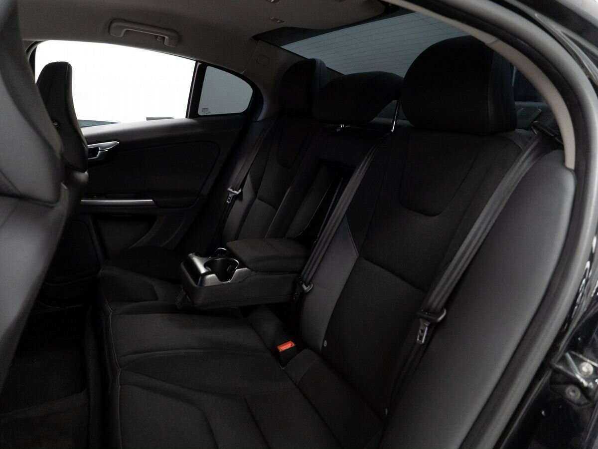 Б/У Вольво С60 2012 года. Фото: #6