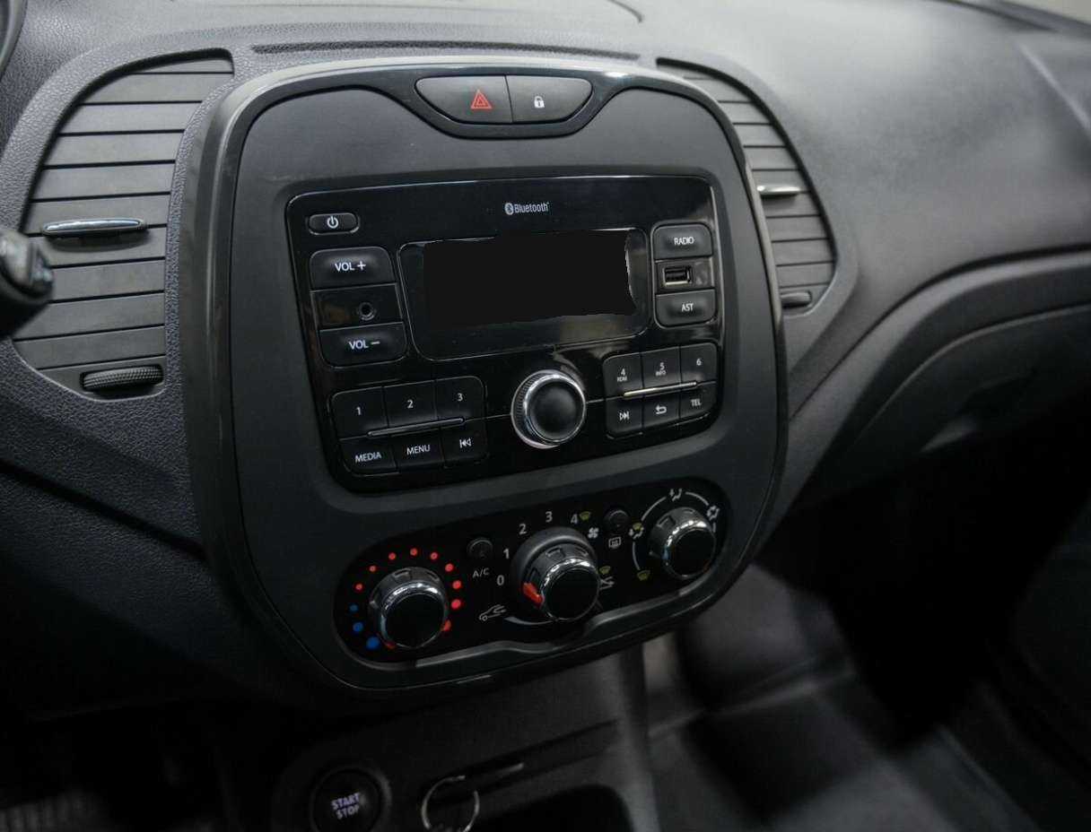 Б/У Рено Каптюр 2018 года. Фото: #19