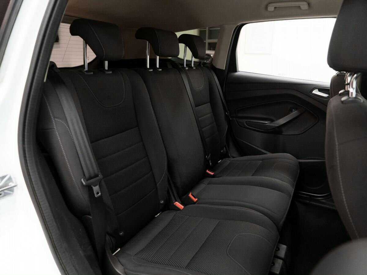 Б/У Форд Куга 2014 года. Фото: #7