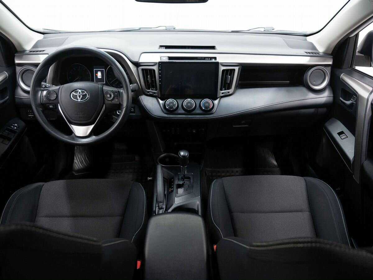 Toyota RAV4 2017 года с пробегом. Фото: #15