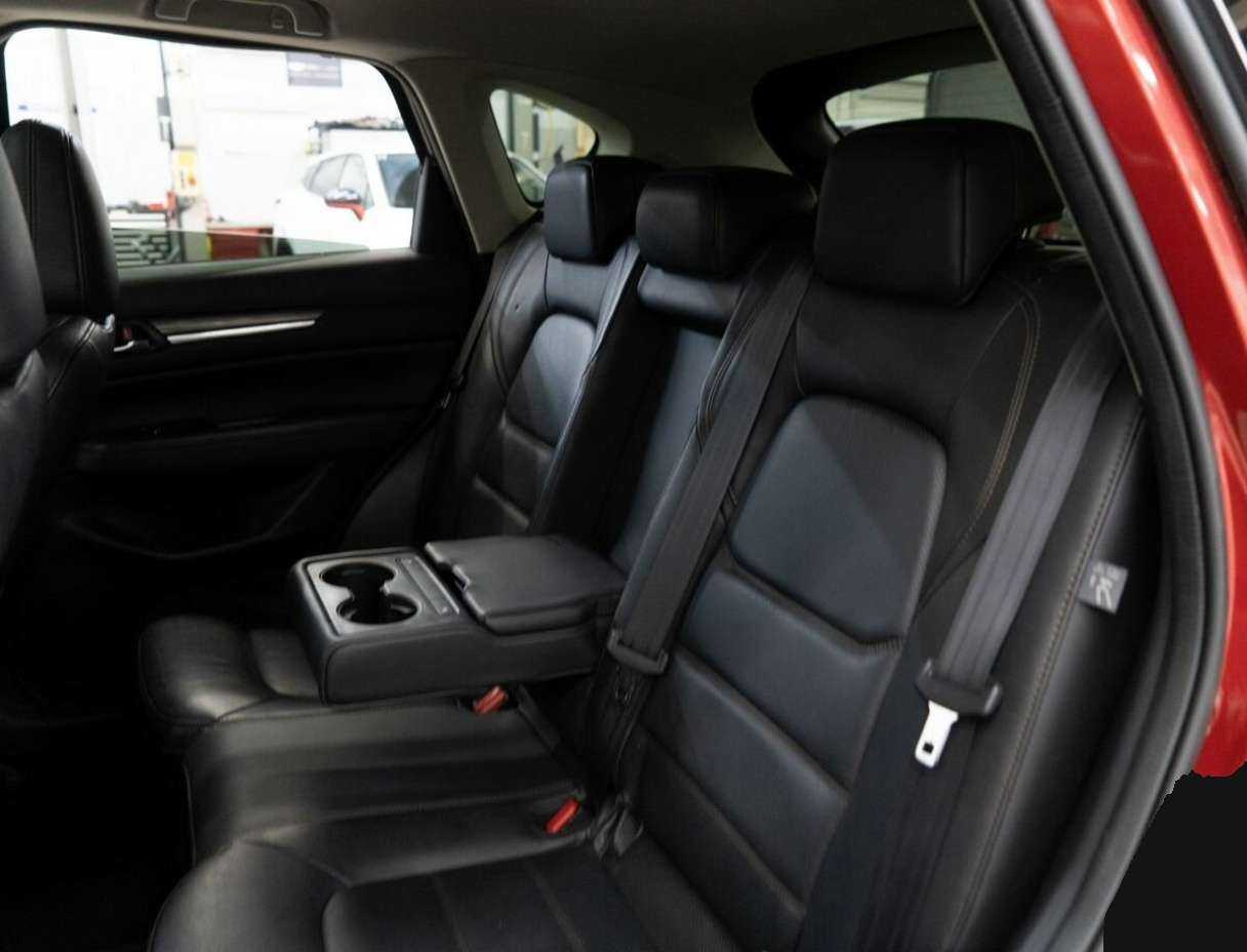 Mazda CX-5 2018 года с пробегом. Фото: #6