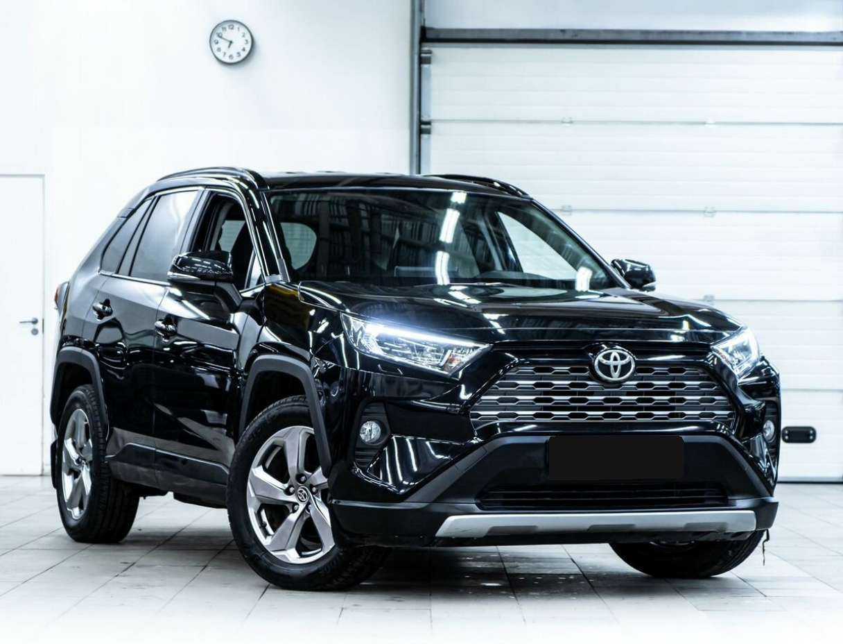 Toyota RAV4 2019 года с пробегом. Фото: #1