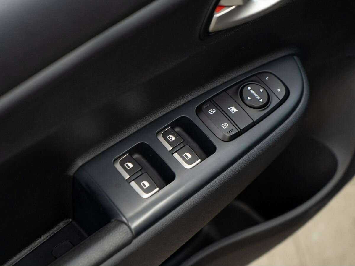 Б/У Киа Рио 2021 года. Фото: #14