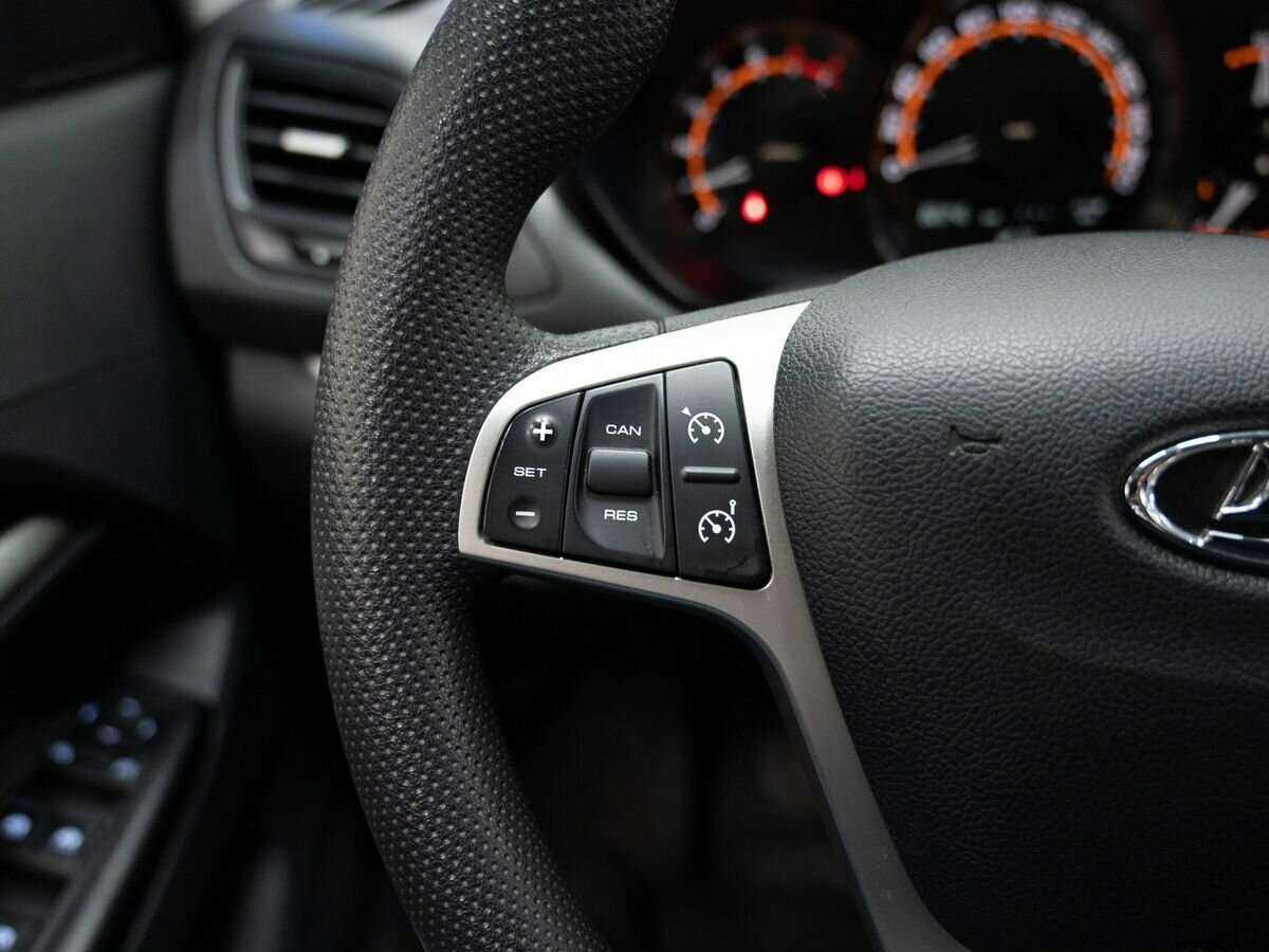 Б/У Лада (ВАЗ) Веста 2019 года. Фото: #15