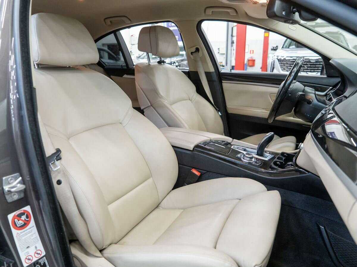 BMW 5 серии 2012 года с пробегом. Фото: #8