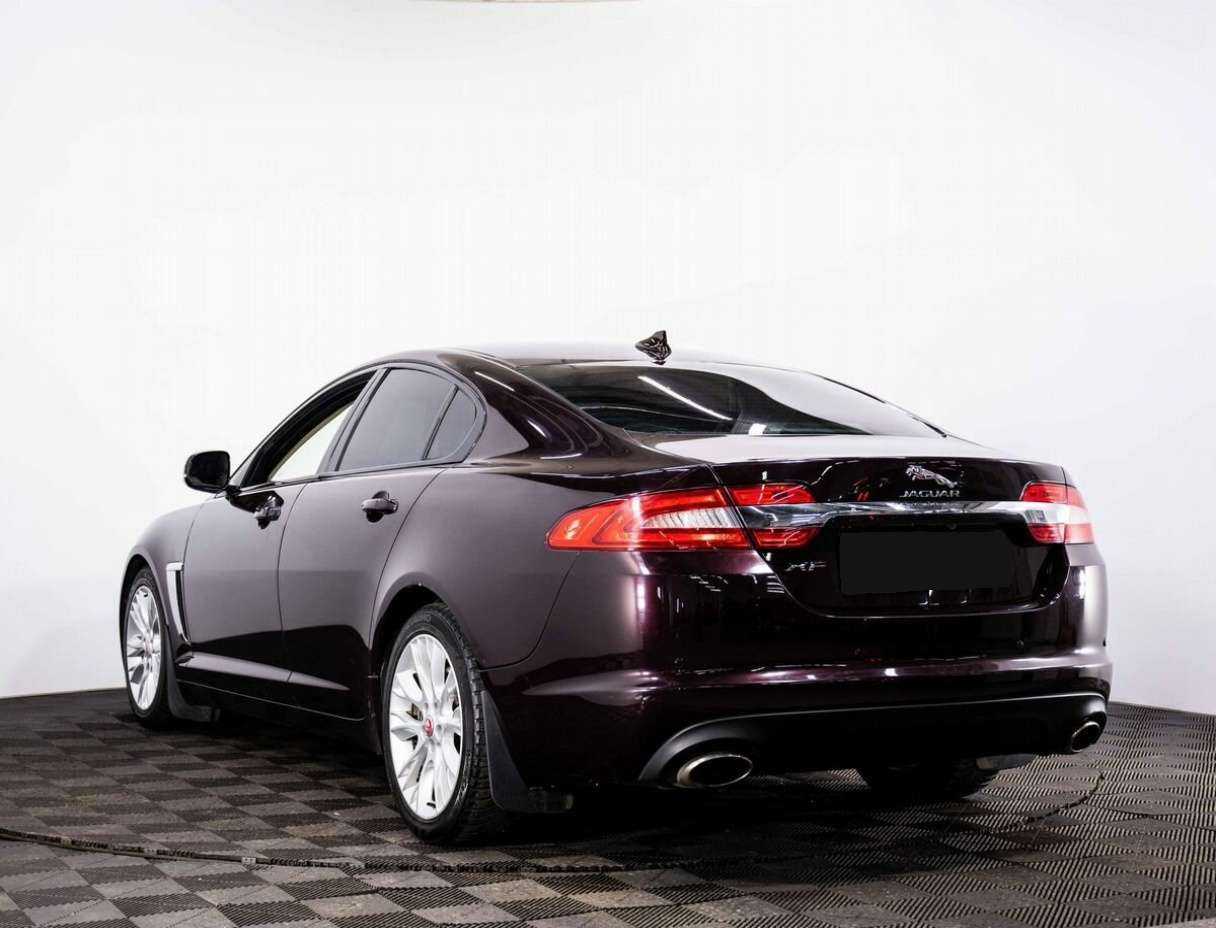 Jaguar XF 2013 года с пробегом. Фото: #3