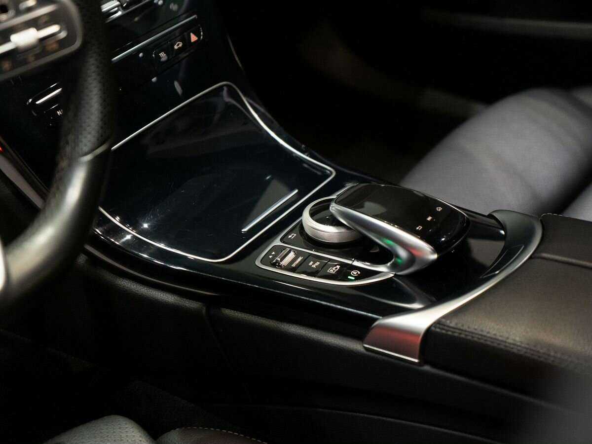 Mercedes-Benz C-Класс 2018 года с пробегом. Фото: #12