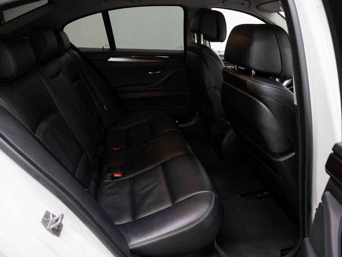 BMW 5 серии 2016 года с пробегом. Фото: #9